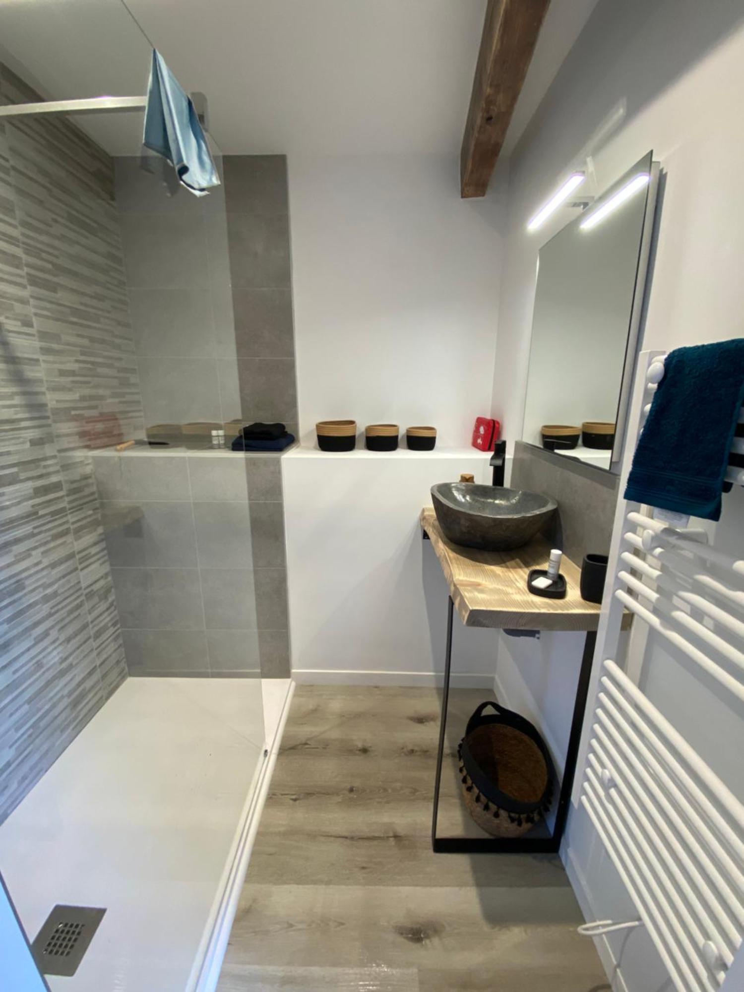Maisonnette 2/4 Personnes En Bord De Sevre Cugand ภายนอก รูปภาพ